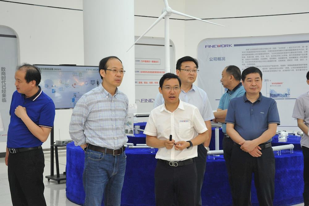 e54409be20a3435fb69cdd28df83bf35.jpg