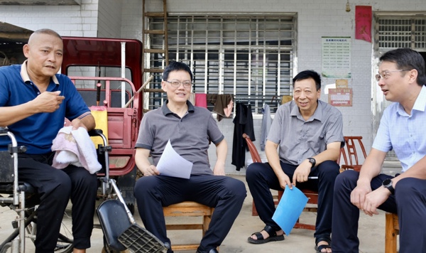 李育智率队到石门县新铺镇调研乡村振兴工作