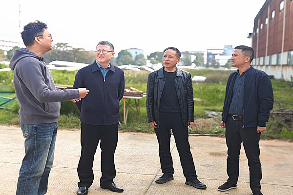 49840d4dde964a97f2c0b215455806b_副本